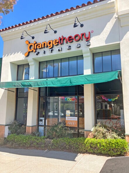 More Photos Of 1551 Solano Ave, Berkeley Storefront Retail Office For Lease