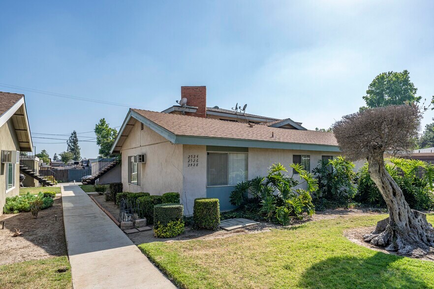 Primary Photo Of 2524 Price Dr, La Verne Apartments For Sale