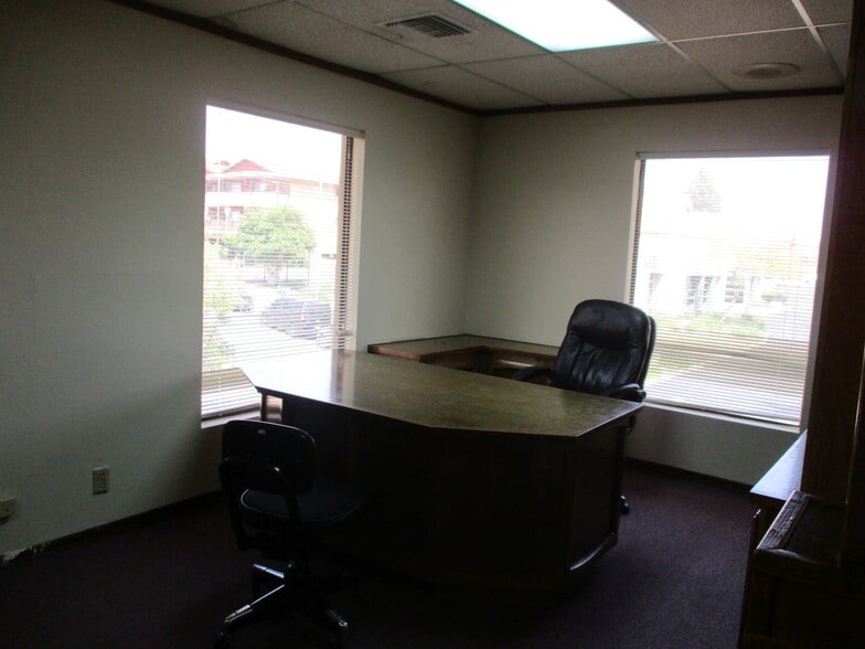 More Photos Of 1304 W Beverly Blvd, Montebello Office For Lease