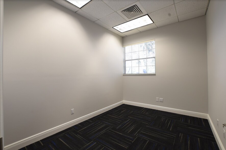 More Photos Of 3820 Colonial Blvd, Fort Myers Medical For Lease