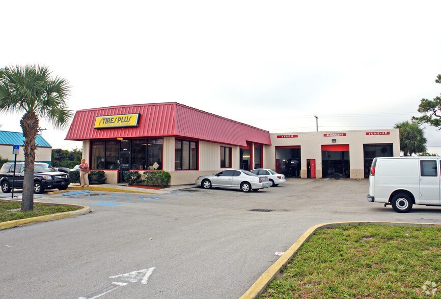 Primary Photo Of 1380 Hypoluxo Rd, Lantana Auto Repair For Lease