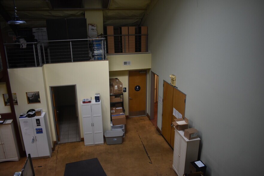 More Photos Of 5508 Santa Fe Ave, Los Angeles Light Manufacturing For Sale