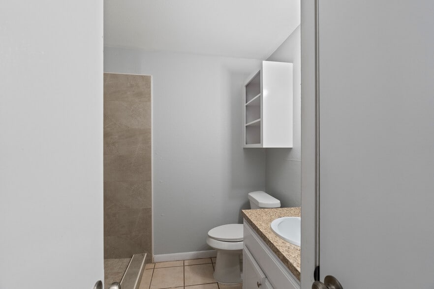 More Photos Of 1701 W McIntyre St, Edinburg Apartments For Sale