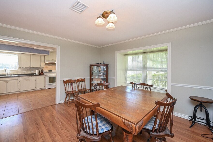 More Photos Of 18910 Carrot St, Spring Trailer Camper Park For Sale