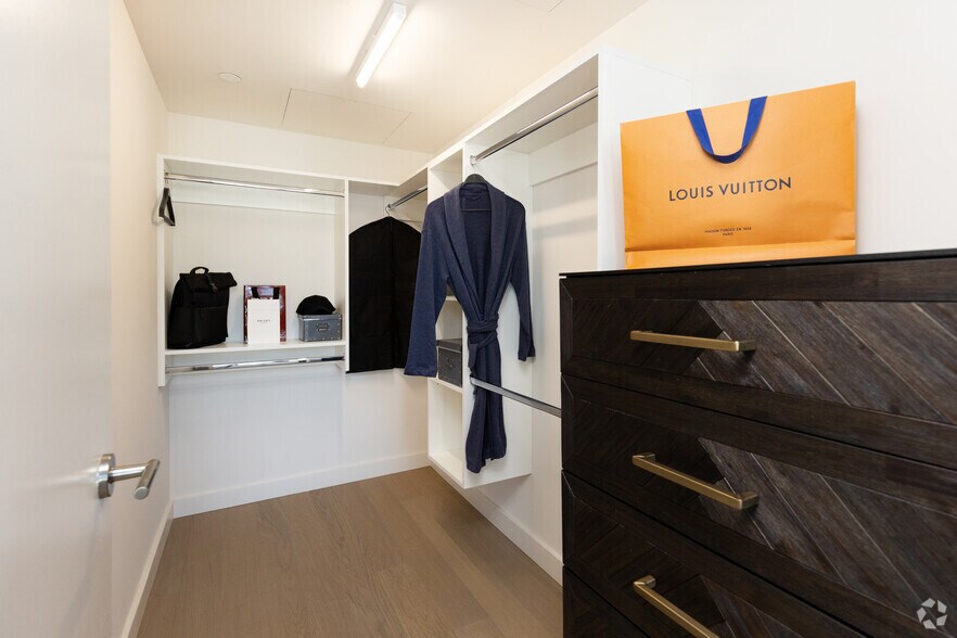 More Photos Of 2801 Sunset Pl, Los Angeles Apartments For Lease