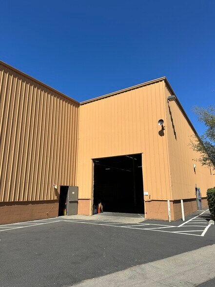 More Photos Of 370 Ryan Ave, Chico Manufacturing For Lease