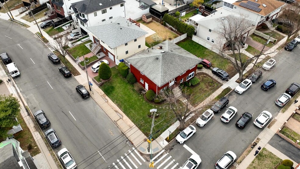 More Photos Of 1039 Richmond Rd, Staten Island Medical For Sale