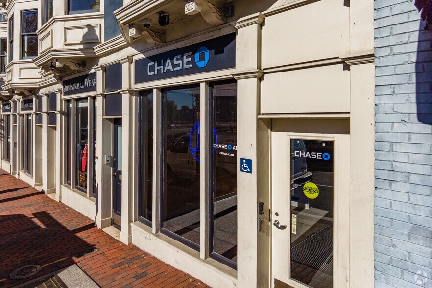 More Photos Of 3405-3423 M St NW, Washington Storefront Retail Residential For Lease