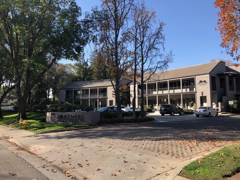 More Photos Of 6653 Embarcadero Dr, Stockton Office For Lease