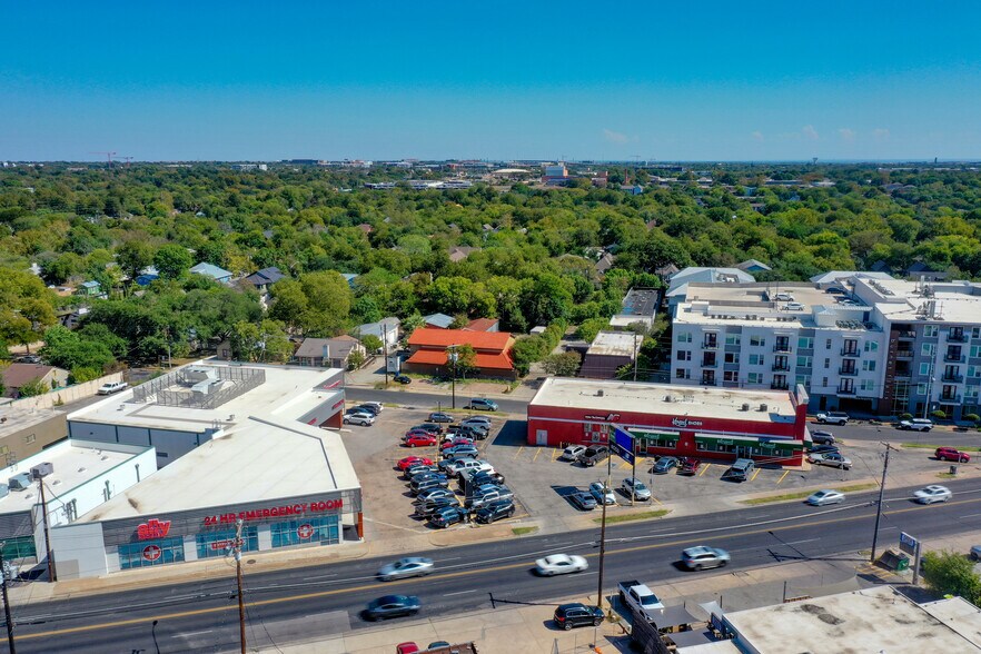 More Photos Of 5611 Adams Ave, Austin Office For Lease