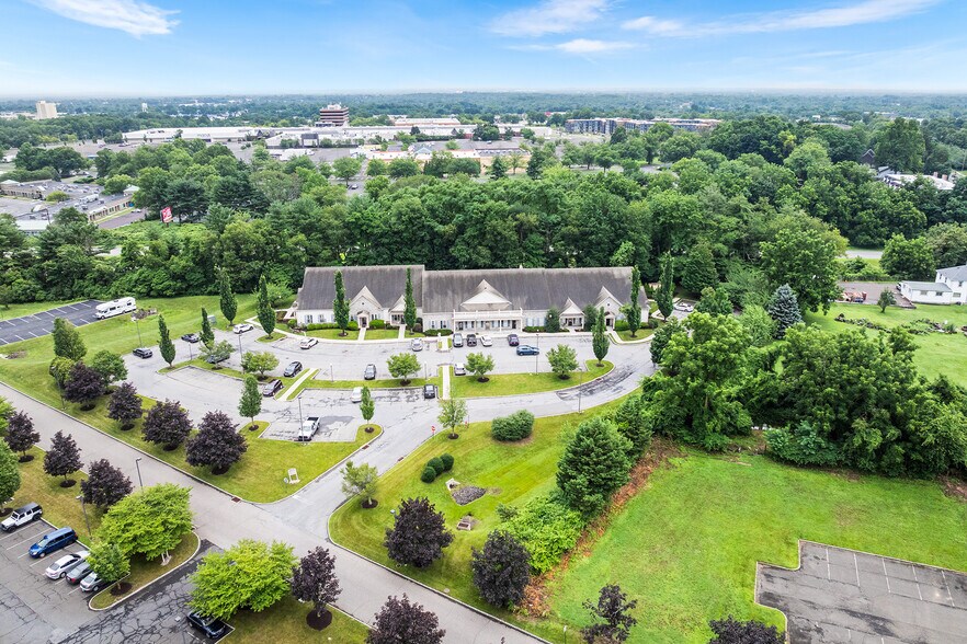 More Photos Of 670 Woodbourne Rd, Langhorne Medical For Sale