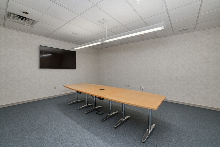 More Photos Of 3900 Mechanicsville Rd, Doylestown Medical For Sale