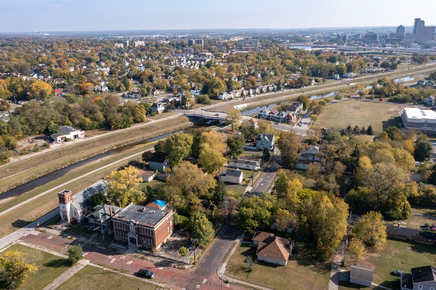 More Photos Of 408 N Conover St, Dayton Schools For Sale
