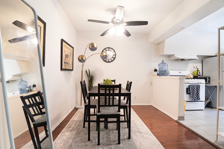 More Photos Of , Los Angeles Multifamily For Sale