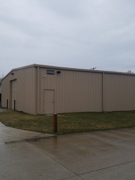 More Photos Of 1002 Mitchell Jellison Dr, Elkhart Manufacturing For Lease