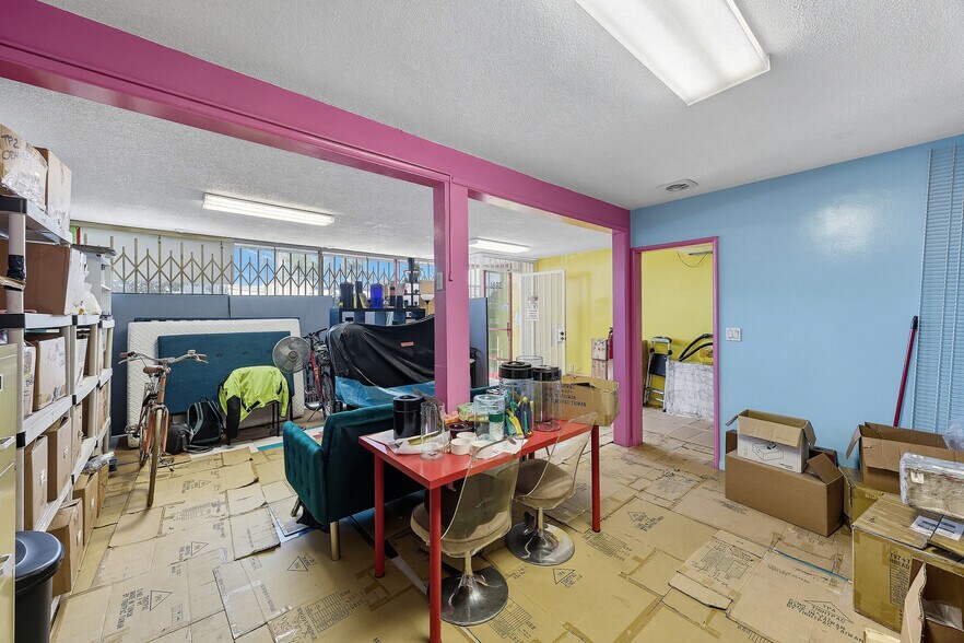 More Photos Of 1696 Centinela Ave, Inglewood Storefront Retail Residential For Sale