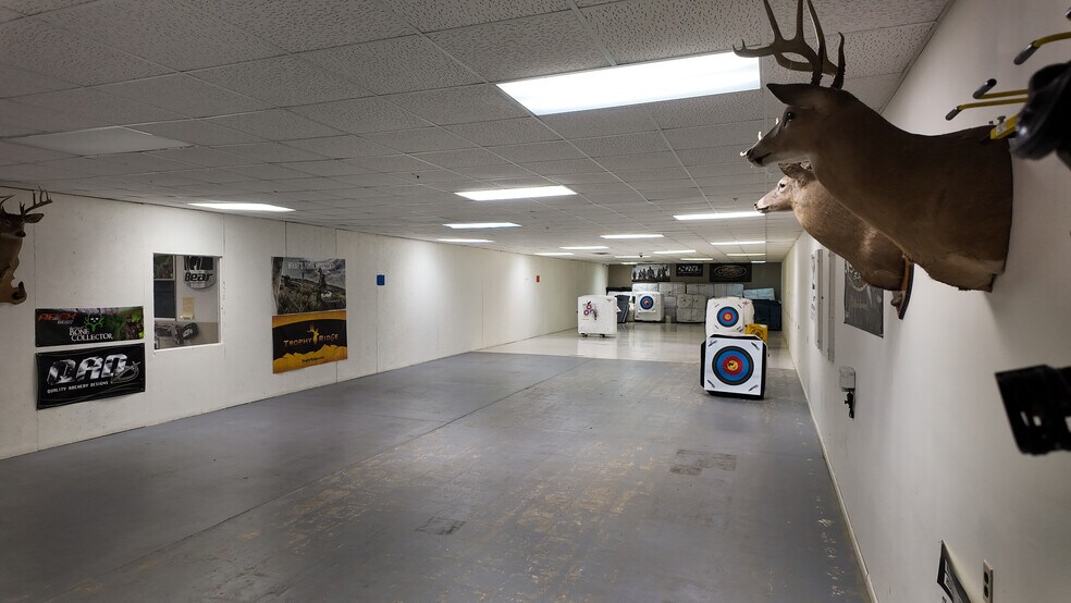 More Photos Of 45 Job Corp Rd, Pine Knot Flex For Sale