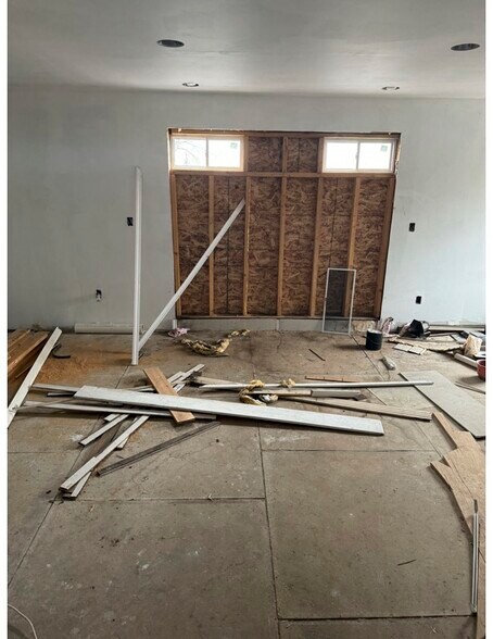 More Photos Of 561 Ridge Rd, Lackawanna Office Residential For Sale