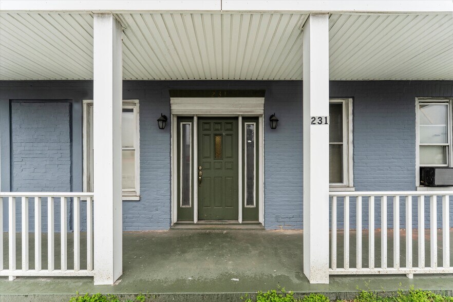 More Photos Of 229 N Church St, Thurmont Apartments For Sale