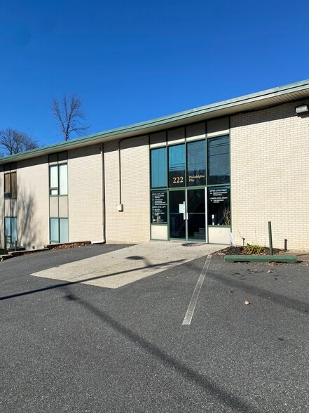 More Photos Of 222 Philadelphia Pike, Wilmington Office For Lease