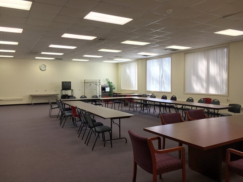 More Photos Of 4 Broadway, Norwich Office For Sale