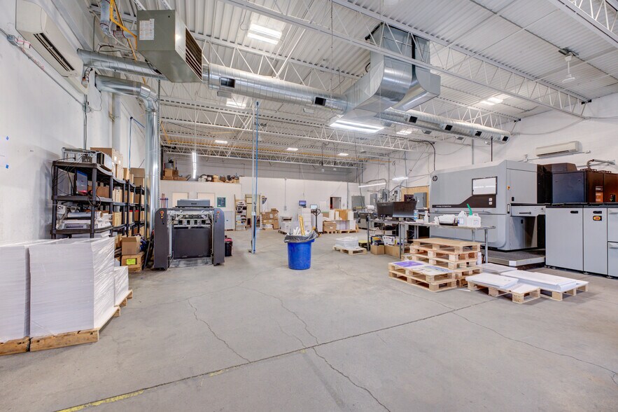 More Photos Of 26 Tamara Pl, Brantford Distribution For Sale