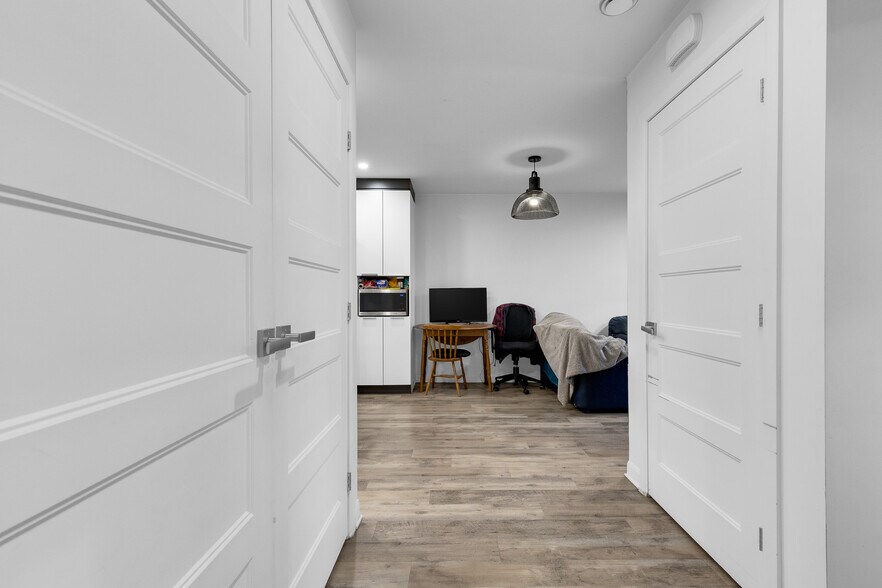 More Photos Of 1611-1615 Rue Godin, Longueuil Apartments For Sale
