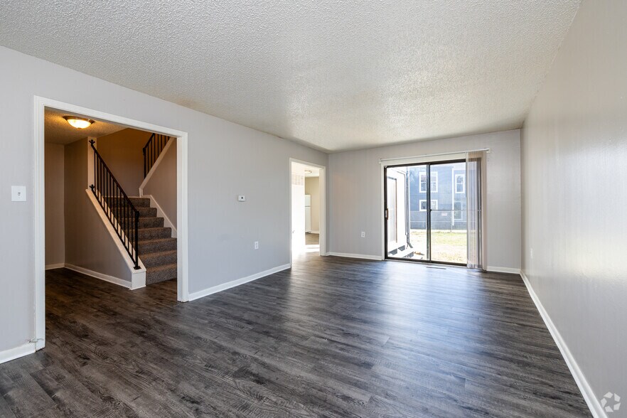 More Photos Of 13900 Grandboro Ln, Grandview Apartments For Sale