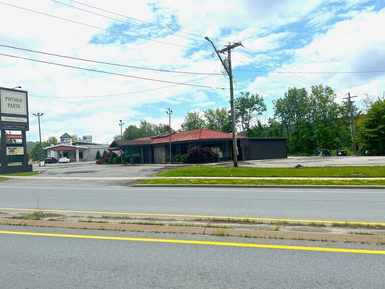More Photos Of 2071 NY-52, Liberty Fast Food For Sale