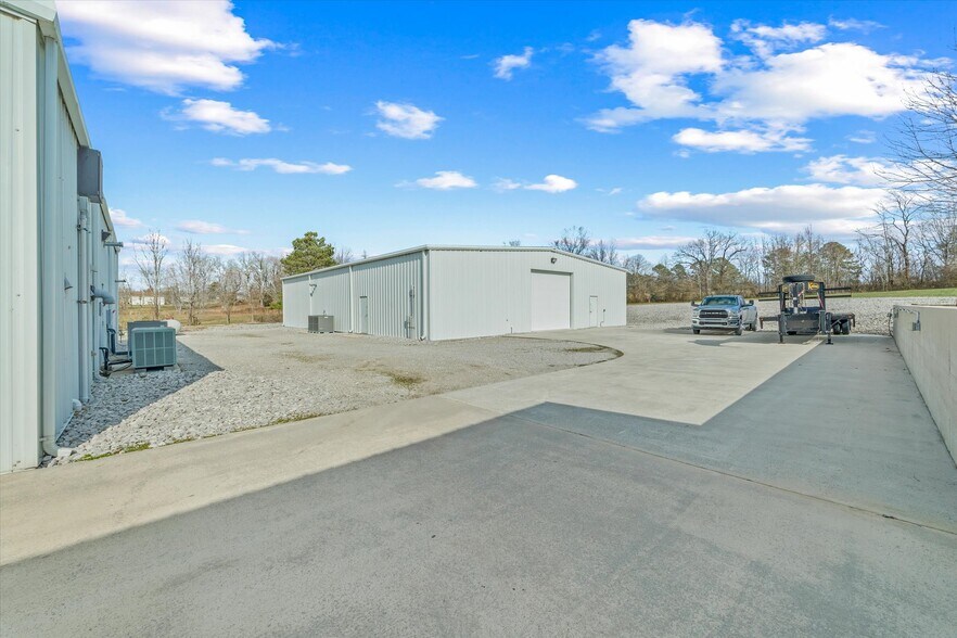 More Photos Of 340 Beaty Swamp Rd, Monroe Manufacturing For Sale