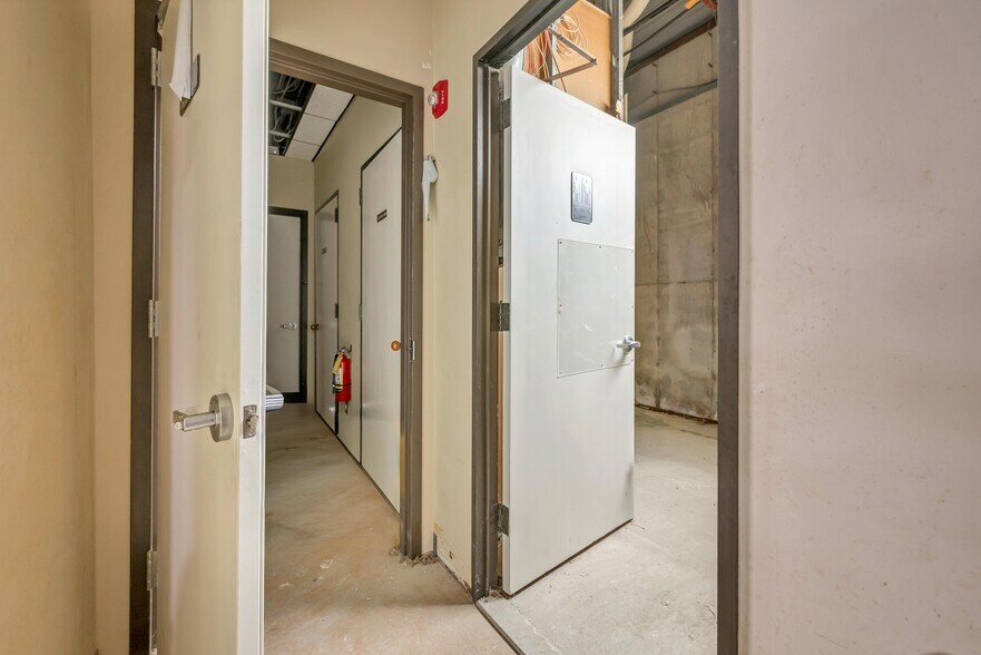 More Photos Of 53 Lake Avenue Ext, Danbury Office For Lease