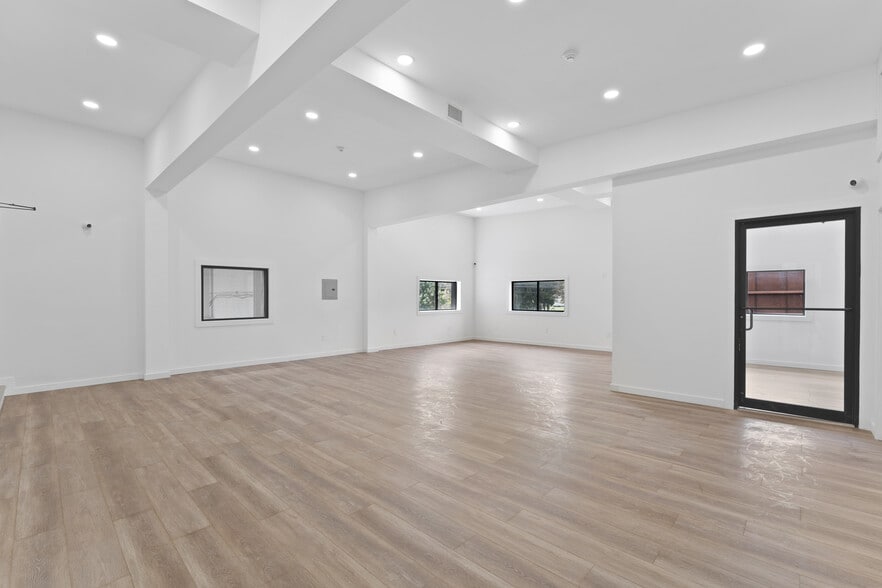 More Photos Of 470 Belleville Tpke, North Arlington Warehouse For Sale