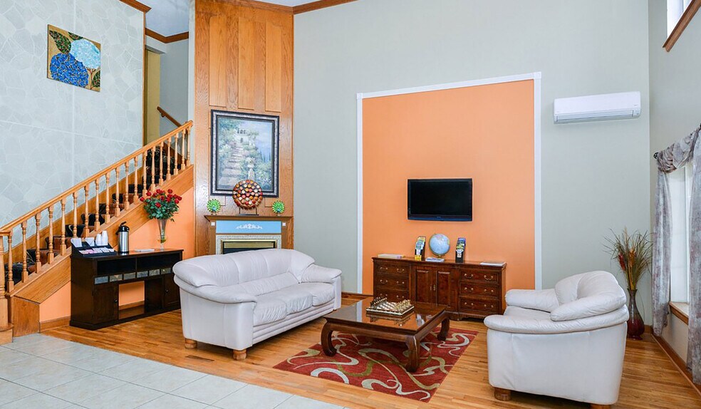 More Photos Of 10 Midway Rd, Eldon Hotel For Sale