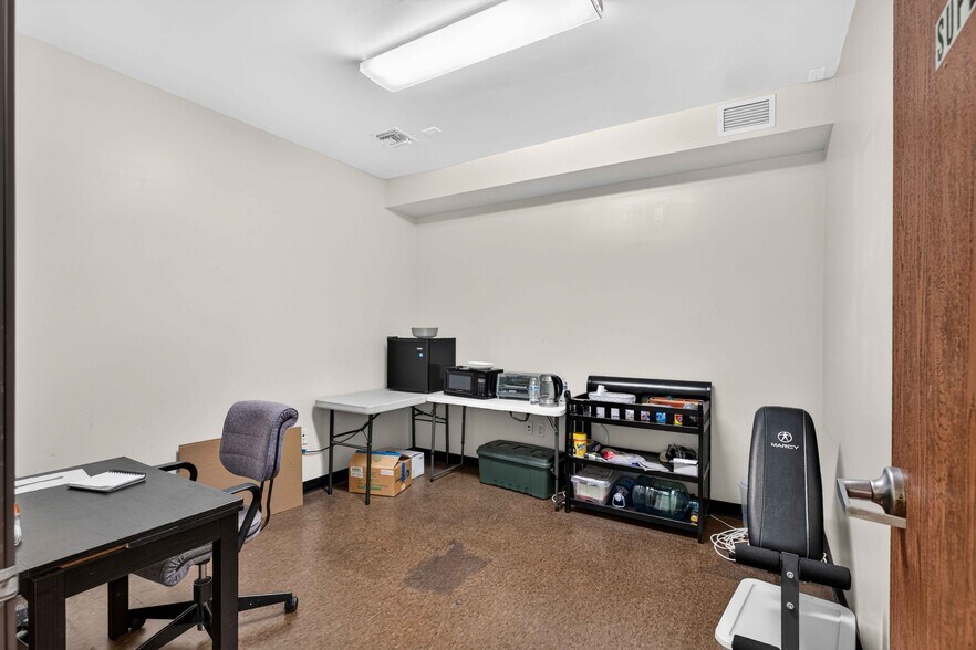 More Photos Of 12220 Rivera Rd, Whittier Warehouse For Lease