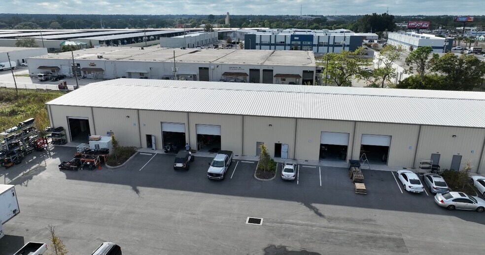 More Photos Of 9198 Ulmerton Rd, Largo Industrial For Lease