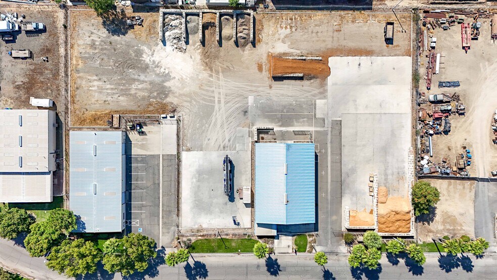 More Photos Of 240 Airpark Rd, Atwater Warehouse For Lease