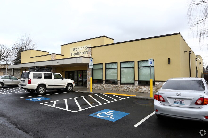 More Photos Of 10566 SE Washington St, Portland Office For Sale