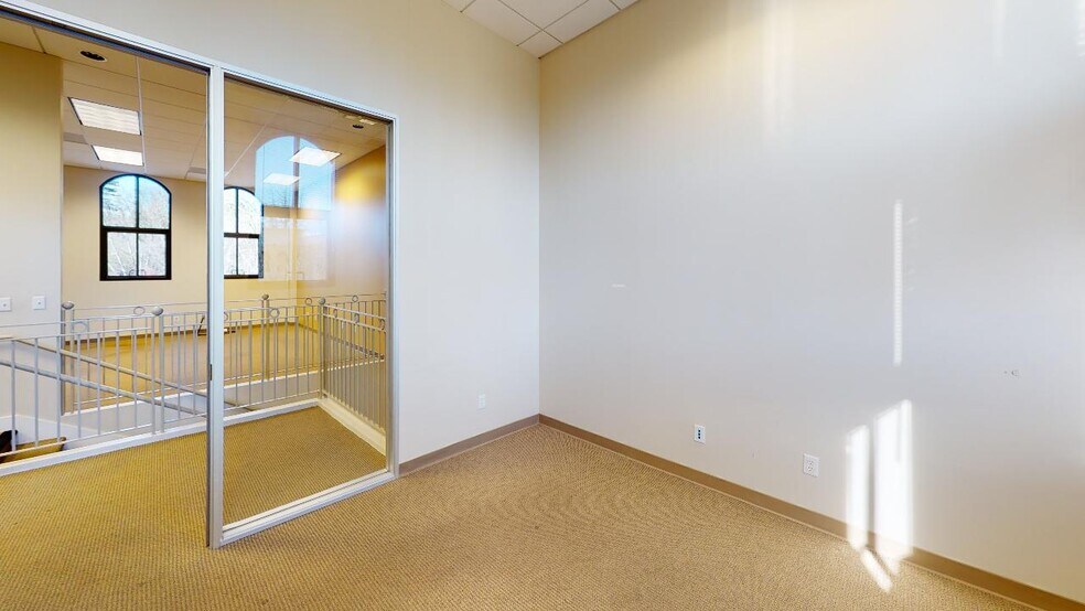 More Photos Of 205-245 Foss Creek Cir, Healdsburg Office For Sale