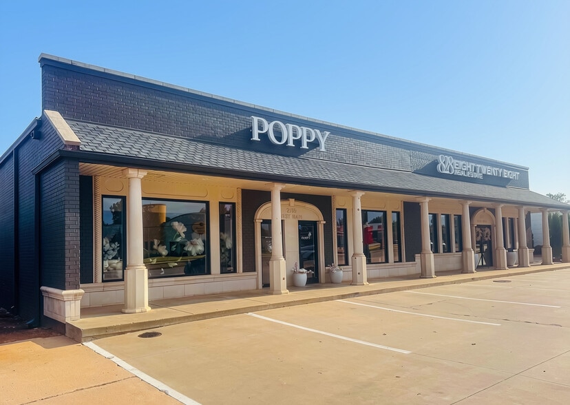 Primary Photo Of 2107-2109 W Main St, Norman General Retail For Lease