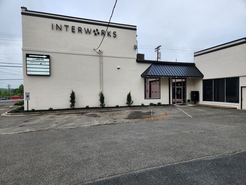 More Photos Of 190 Virginia St, Mount Airy Office For Sale