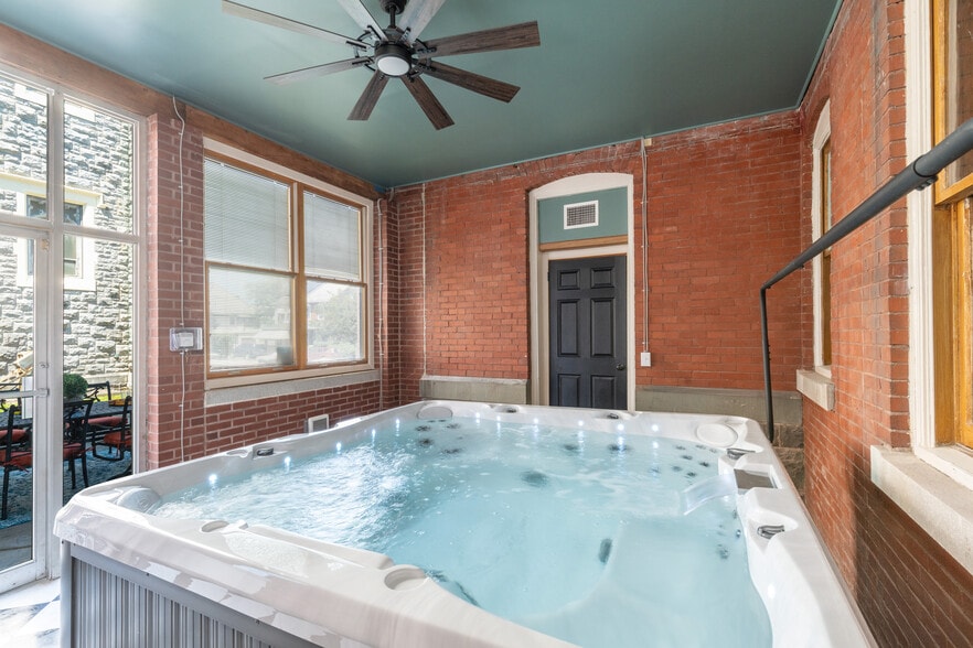 More Photos Of 124 E Abbott St, Lansford Specialty For Sale