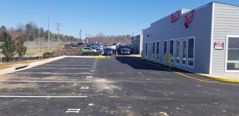 More Photos Of 1270 Richmond Hwy, Fredericksburg Auto Dealership For Lease