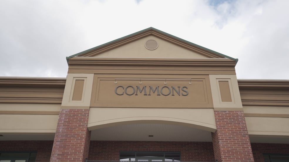 More Photos Of 913-1070 Holt Rd, Webster Unknown For Lease