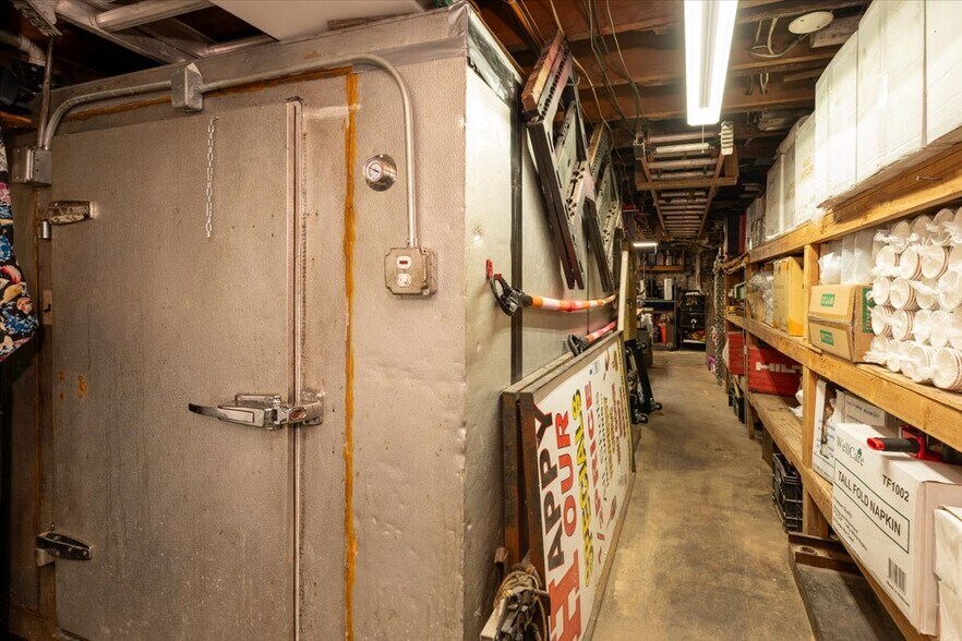 More Photos Of 217-219 Frelinghuysen Ave, Newark General Retail For Sale