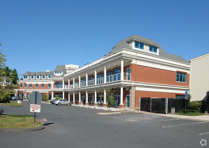 More Photos Of 120 Hebron Ave, Glastonbury Unknown For Lease