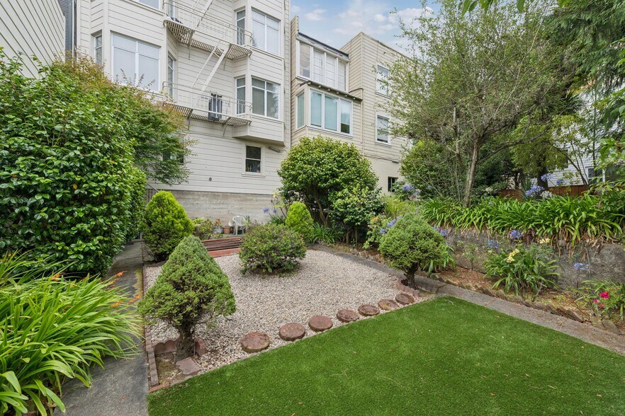 More Photos Of 1874 Vallejo St, San Francisco Multifamily For Sale