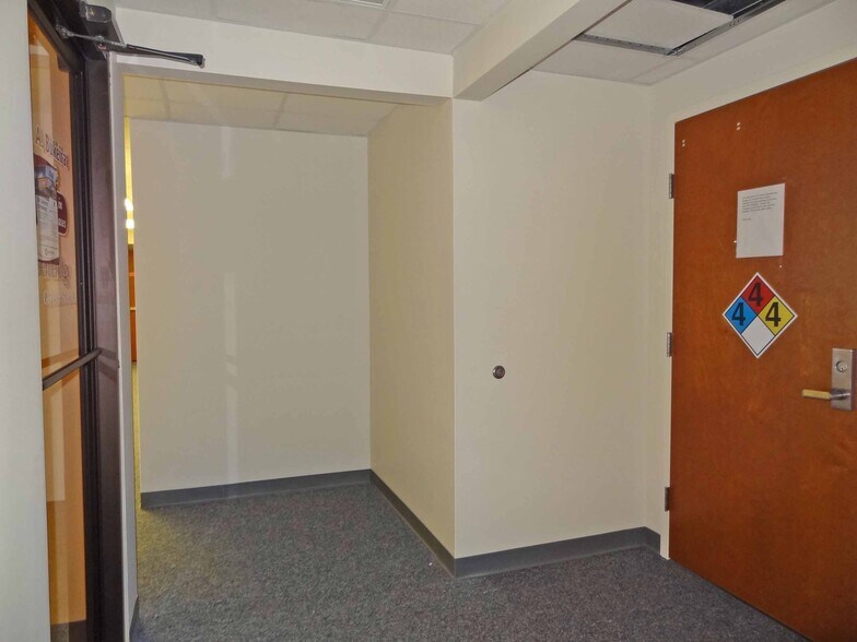 More Photos Of 1311-1319 Pineview Dr, Morgantown Medical For Sale