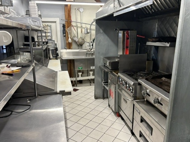 More Photos Of 53345 Main Rd, Southold Unknown For Lease