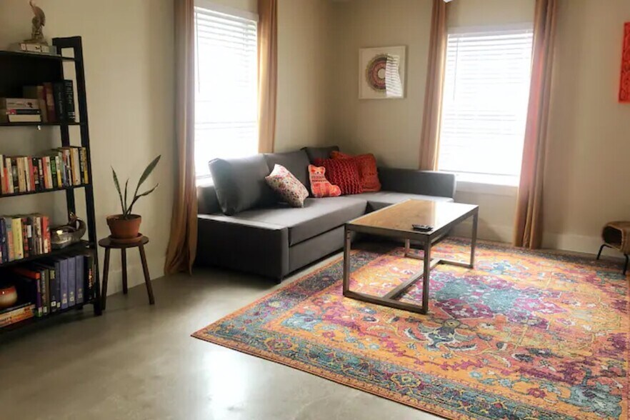 More Photos Of 5909 Bolm Rd, Austin Apartments For Sale