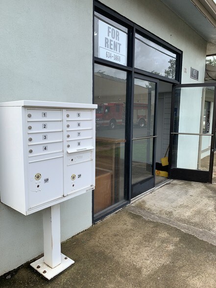 More Photos Of 4531 Pouli Rd, Kapaa Storefront Retail Office For Lease